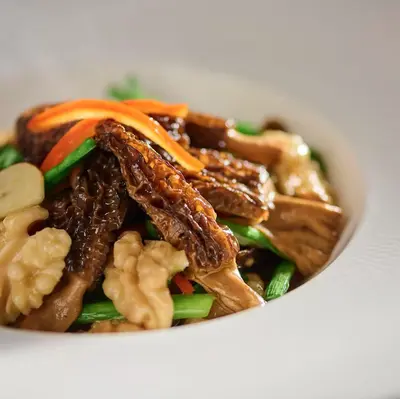 Stir-fried Morel Mushrooms with Walnut