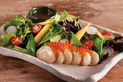 Seared Scallop Salad