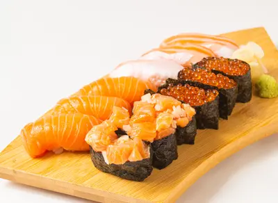 Seafood Salmon Sushi Platter A (12 pieces)