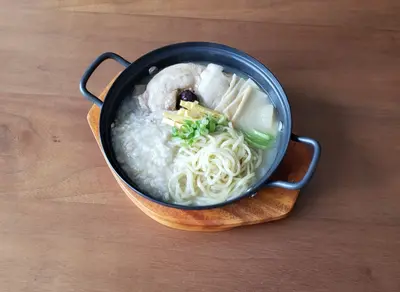 Sam Ge Tang Kal Guk Su