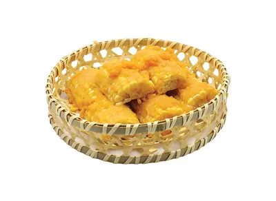 Signature Deep-Fried Sweet Corn With Salted Egg Yolk