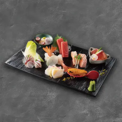 Assorted Sashimi (8 Varieties)