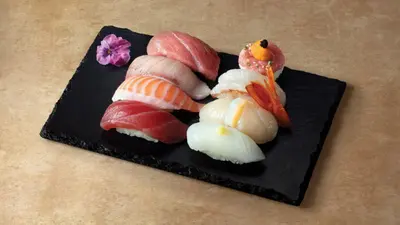 Supreme Sushi Platter (8 pcs)