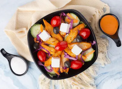 Greek Salad with Chicken Tikka